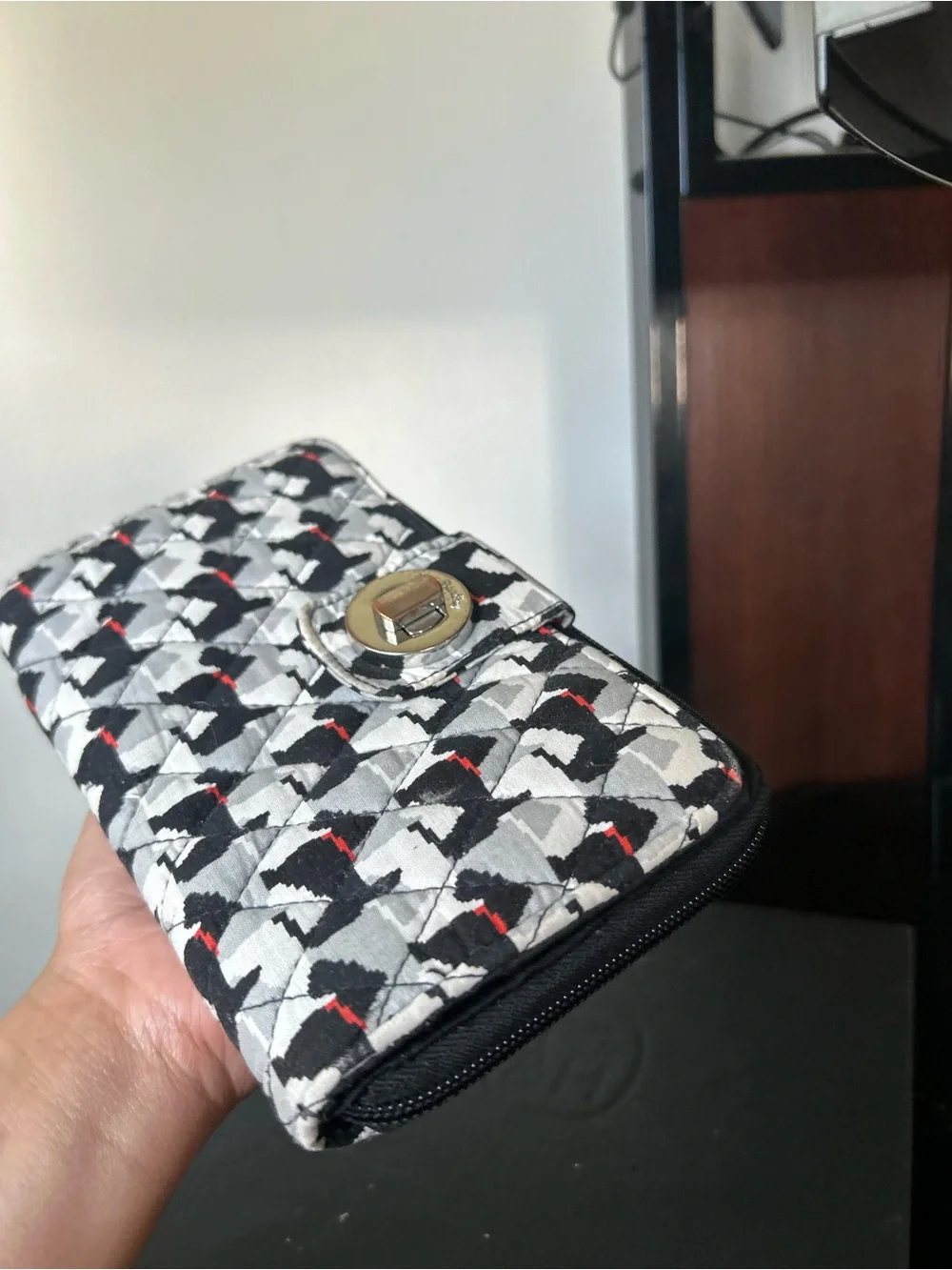 vera bradley Quilted Black & White Pattern Phone Wallet Case
